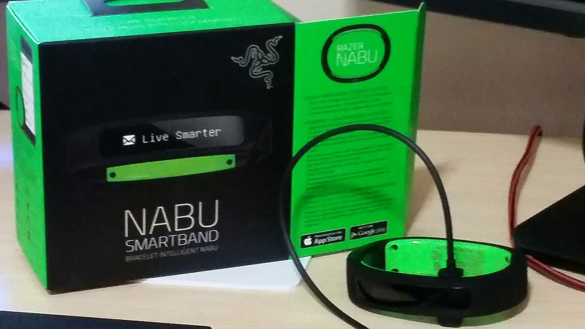 Razer Nabu (2015) Review